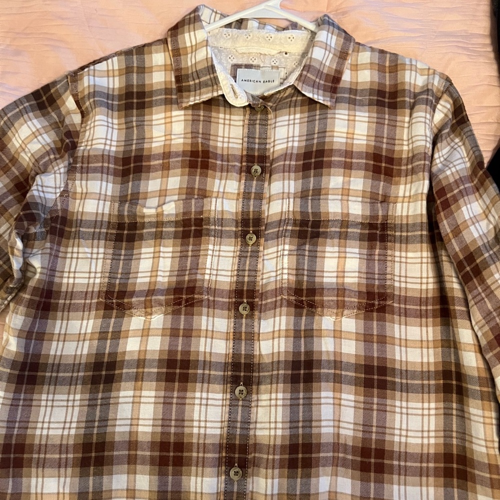 American Eagle women’s brown flannel size xs.